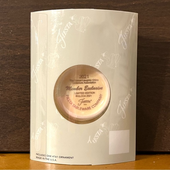 Fiesta Fiestaware Ivory 2021 Member Exclusive Ornament - Picture 2 of 3